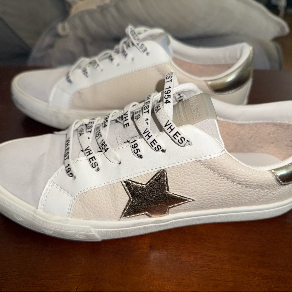 Vintage havana sneakers